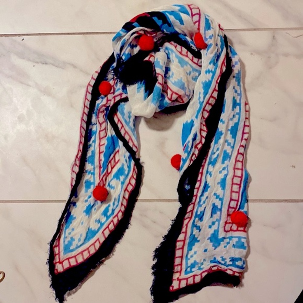 Tribal print scarf with pompoms